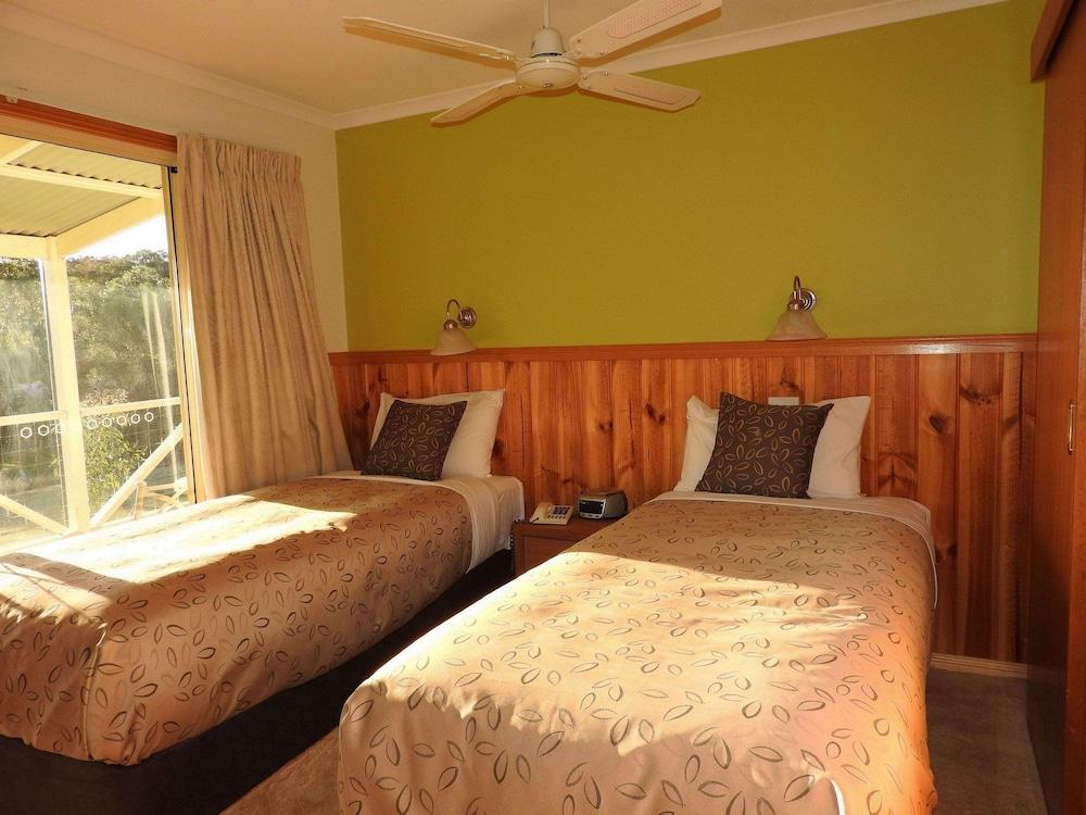 Golden Heritage Accommodation Бичворт Экстерьер фото